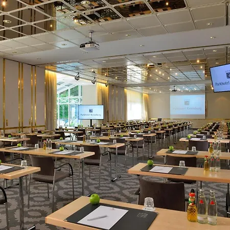 Hotel Western Premier Parkhotel Kronsberg 4*